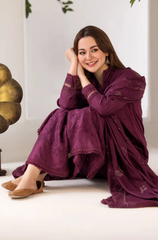 BAROQUE - Winter 3PC Dhanak Embroidered Suit - BFB0486