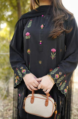 Stitched 3Pcs Embroidered Lawn Suit – RTW058 - Stitched | BlueFery