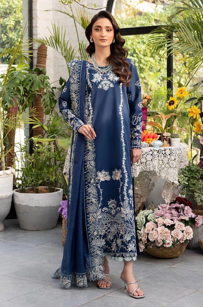 Pakistani Summer Collection Essentials: What Every Woman Needs - BlueFery