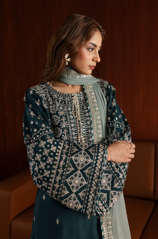ARZOO - Winter 3PC Dhanak Embroidered Suit - BFB0425