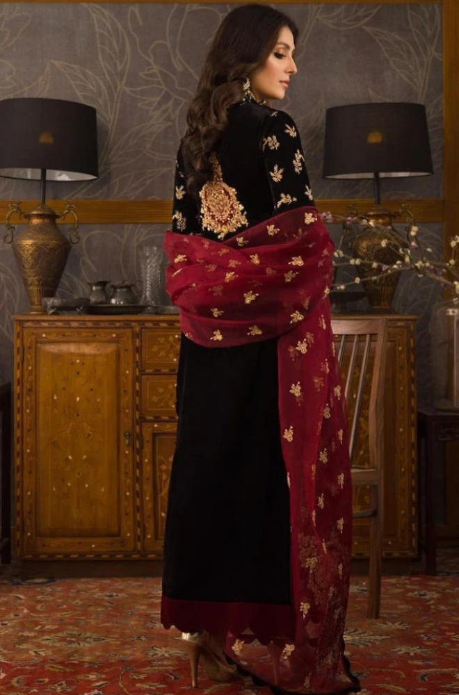 Asim Jofa - 3PC Velvet Embroidered Shirt With Organza Embroidered Dupatta and Trouser - BFB0163