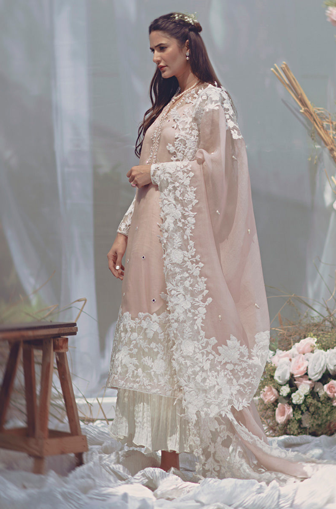 ASIM JOFA- 3PC Lawn Embroidered Suit - BFB0405