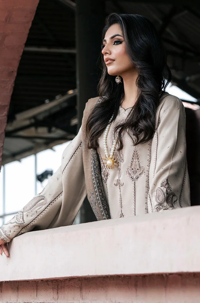 IZEL - Winter 3PC Dhanak Embroidered Suit - BFB0493
