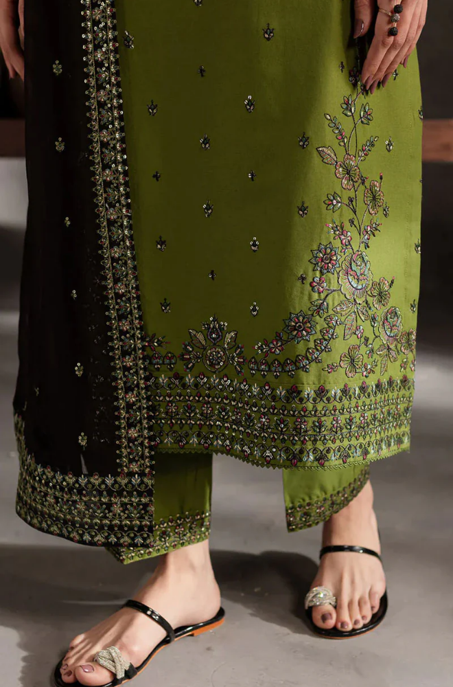 Batik - Winter 3PC Dhanak Embroidered Suit - BFB0452