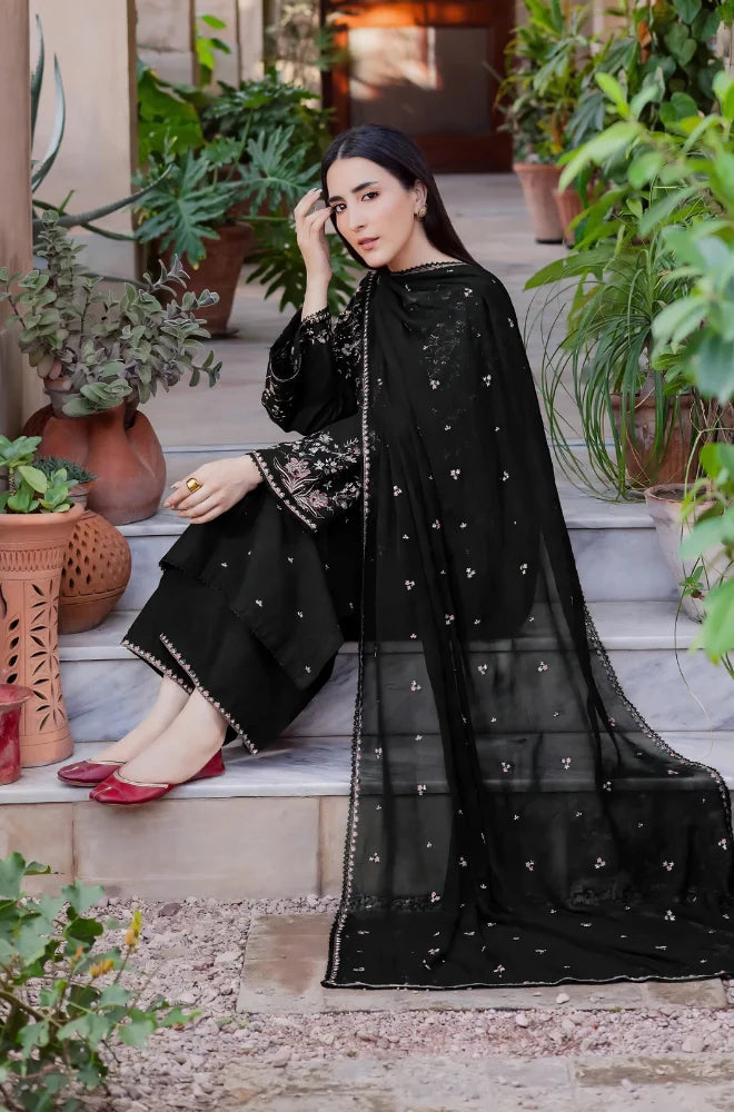 Batik Black 3PC Dhanak Embroidered Suit - bluefery