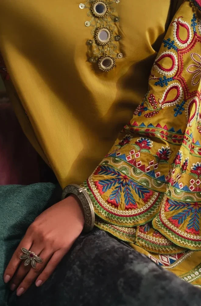 Safinaz - 3PC Dhanak Embroidered Shirt With Wool Printed Dupatta and Trouser - BFB01091