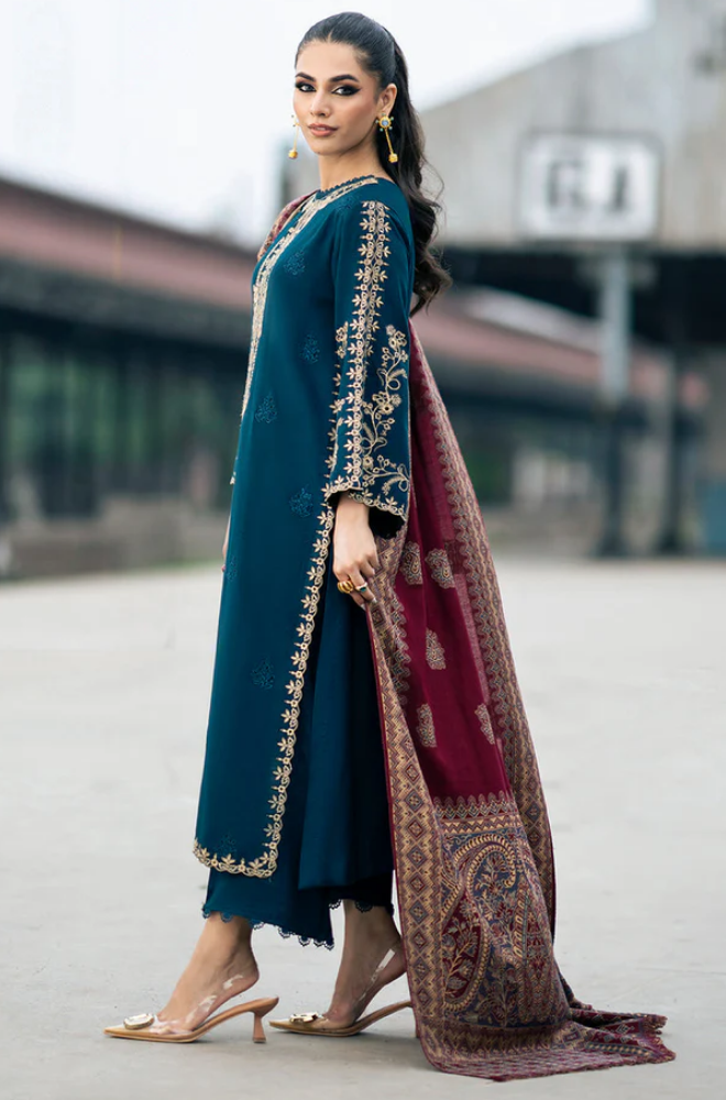 IZEL - Winter 3PC Dhanak Embroidered Suit - BFB0481