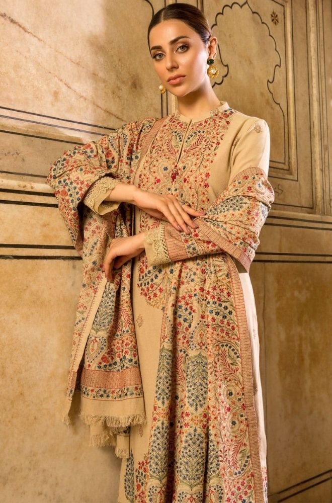 Bareeze - Winter 3PC Dhanak Embroidered Suit - BFB0466