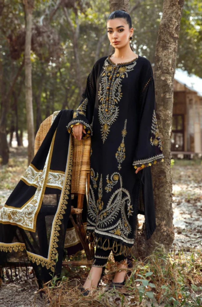 Maria.B - 3PC Dhanak Embroidered Suit - BFRZ0115