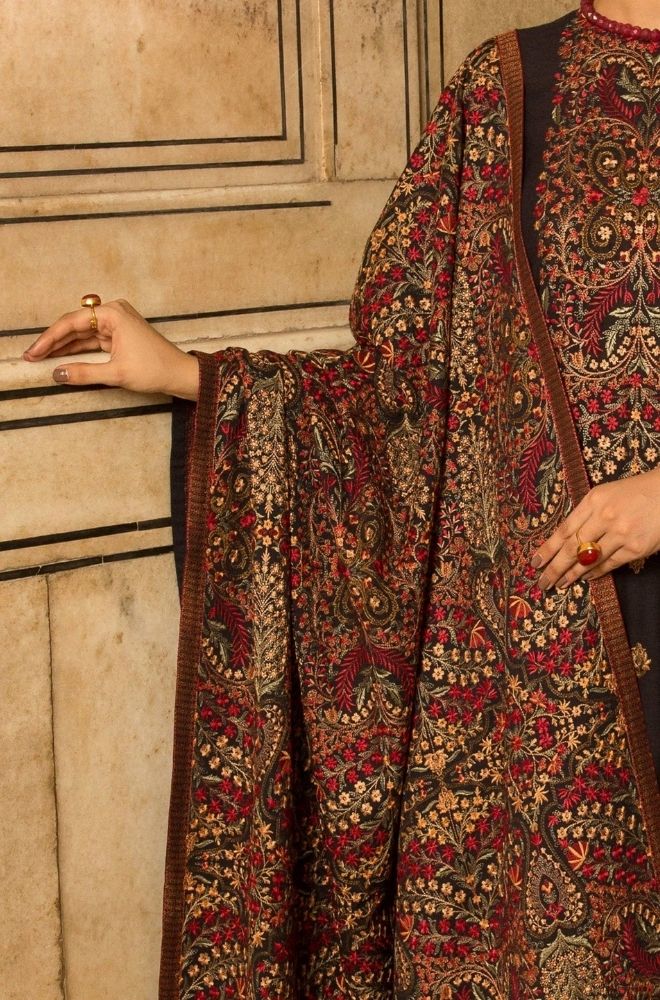 Bareeze- Winter 3PC Dhanak Embroidered Suit - BFB0469