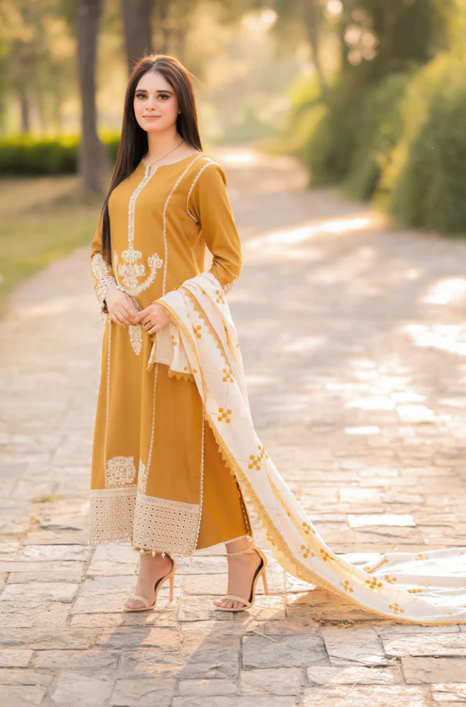 Maria .B. - Winter 3PC Dhanak Embroidered Suit - BFB0455