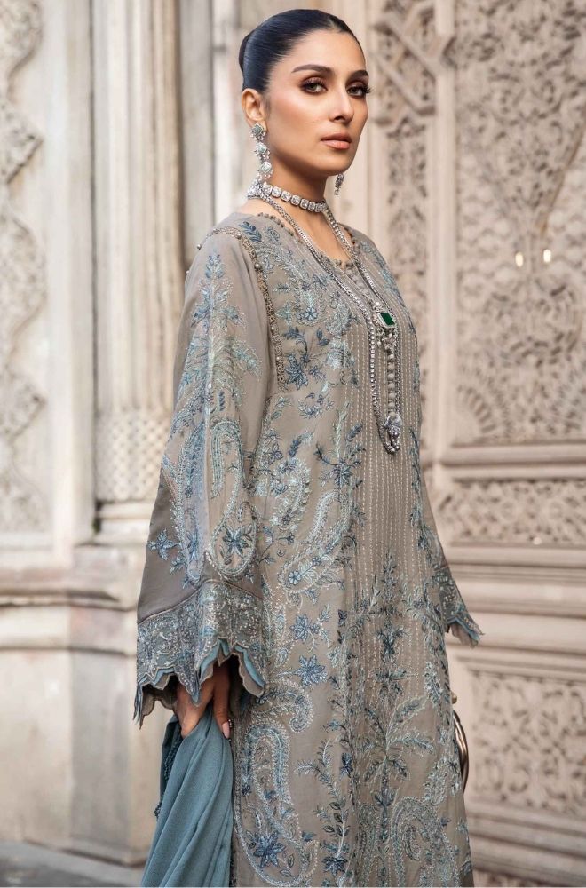 Bareeze- Winter 3PC Dhanak Embroidered Suit - BFB0470