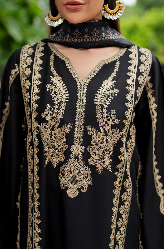 BAROQUE - Winter 3PC Dhanak Embroidered Suit - BFB0485