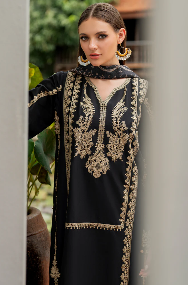 BAROQUE - Winter 3PC Dhanak Embroidered Suit - BFB0485