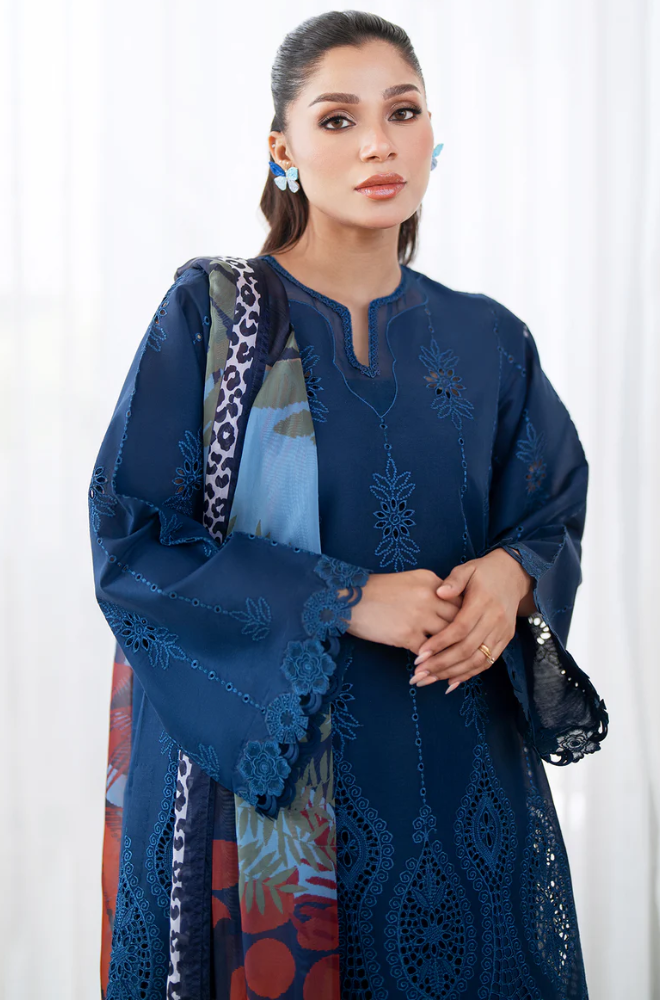 Maria .B. - Winter 3PC Dhanak Embroidered Suit - BFB0472