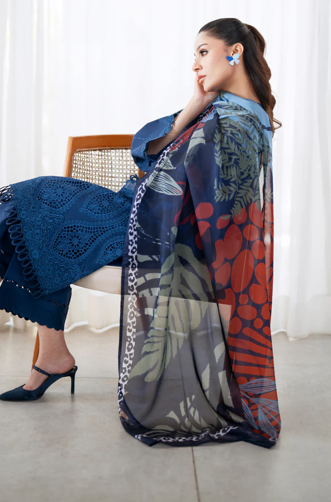 Maria .B. - Winter 3PC Dhanak Embroidered Suit - BFB0472