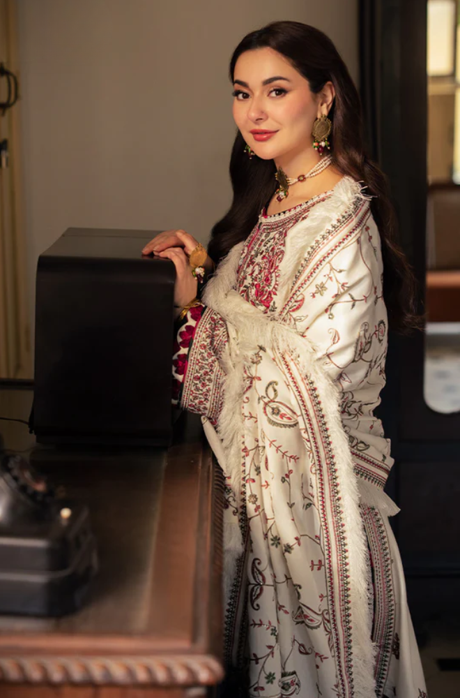 ASIM JOFA - Winter 3PC Dhanak Embroidered Suit - BFB0487