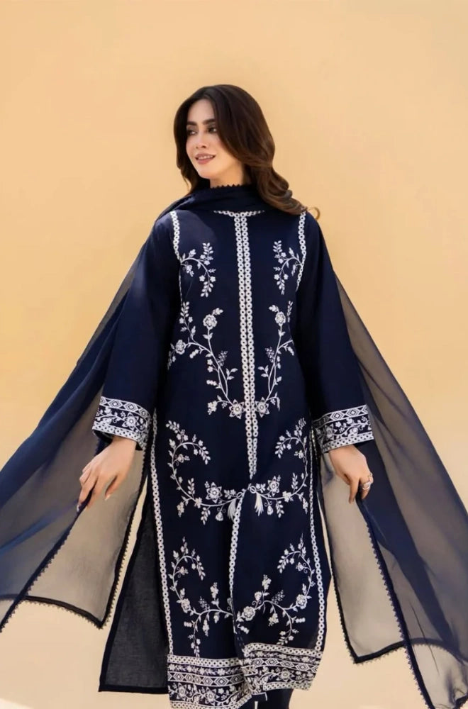 Seran - 3PC Dhanak Embroidered Shirt With Chiffon Dupatta and Trouser - BFB0900