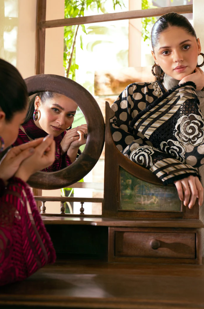 Baroque - Winter 3PC Khaddar Digital Printed Dress - BFU0504