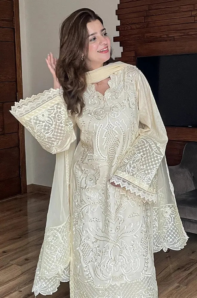 SHANZAY - 3PC Lawn Embroidered Shirt with Chiffon Embroidered Dupatta and Trouser - BFB0653