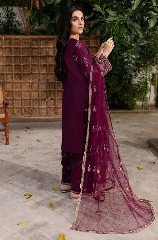 Stitched 3Pcs Embroidered Lawn Suit – RTW046 - | BlueFery