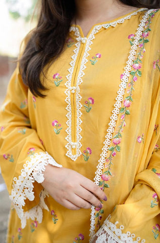 Stitched 3Pcs Embroidered Lawn Suit – RTW057 - Stitched | BlueFery