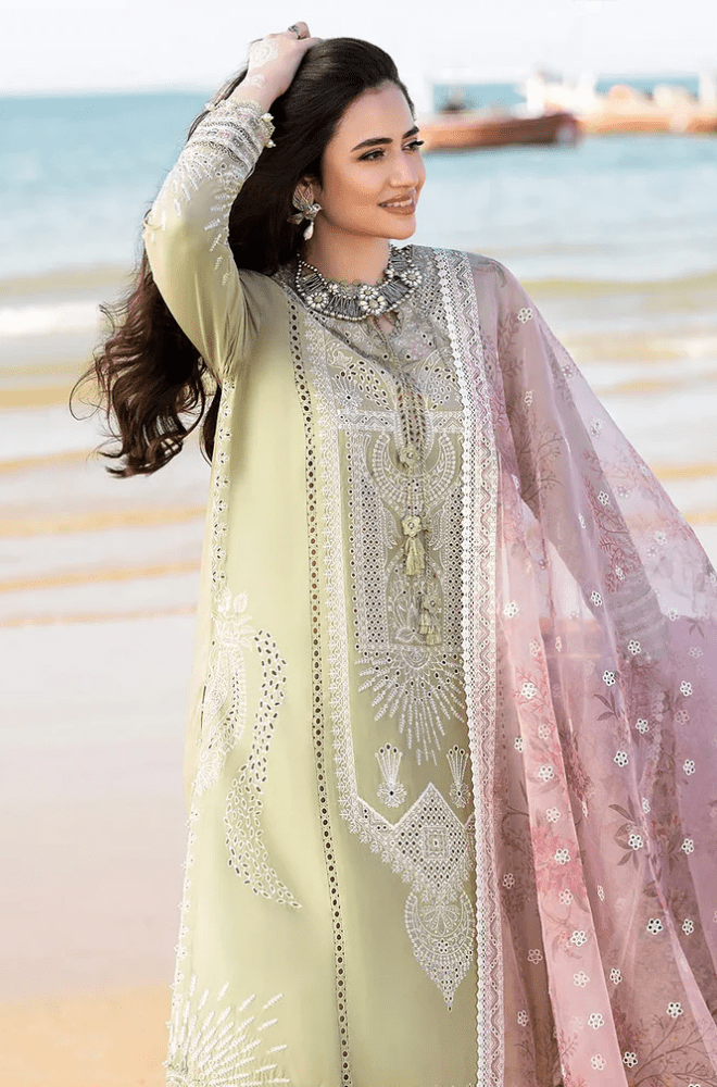 Summer 3PC Lawn Chicken Kari Embroidered Suit - BFRZ0040 - | BlueFery