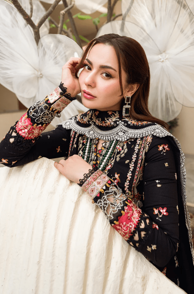 Summer 3PC Lawn Embroidered Suit - BFA00070 - New Arrivals | BlueFery