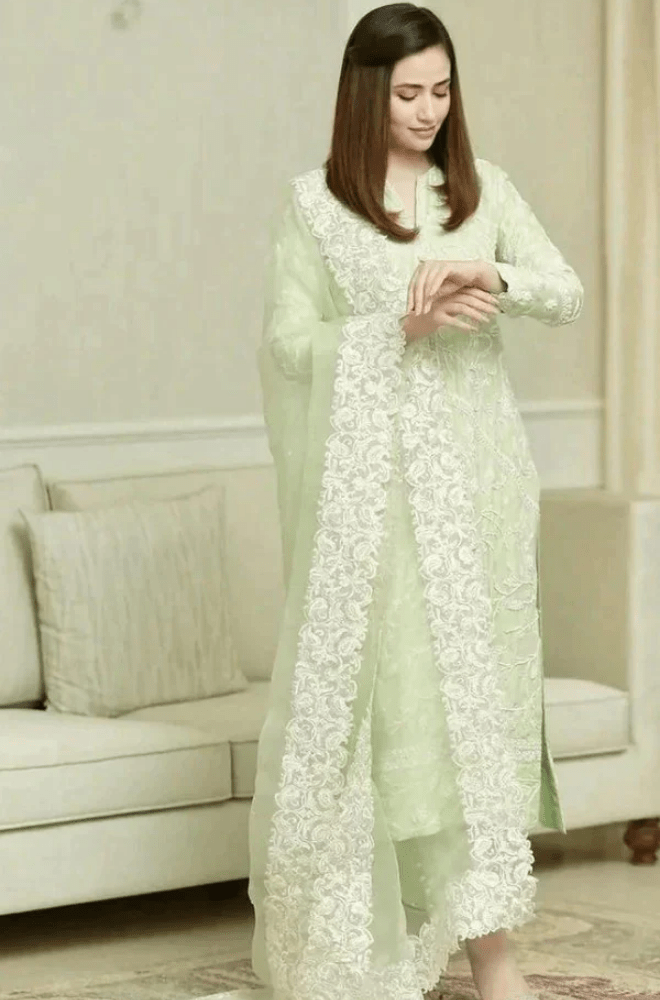 Summer 3PC Lawn Embroidered Suit - BFB0020 - | BlueFery