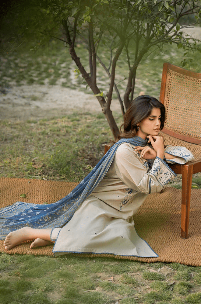 Summer 3PC Lawn Embroidered Suit - BFB0671 - New Arrivals | BlueFery