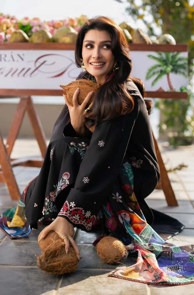 Summer 3PC Lawn Embroidered Suit - BFB0732 - New Arrivals | BlueFery