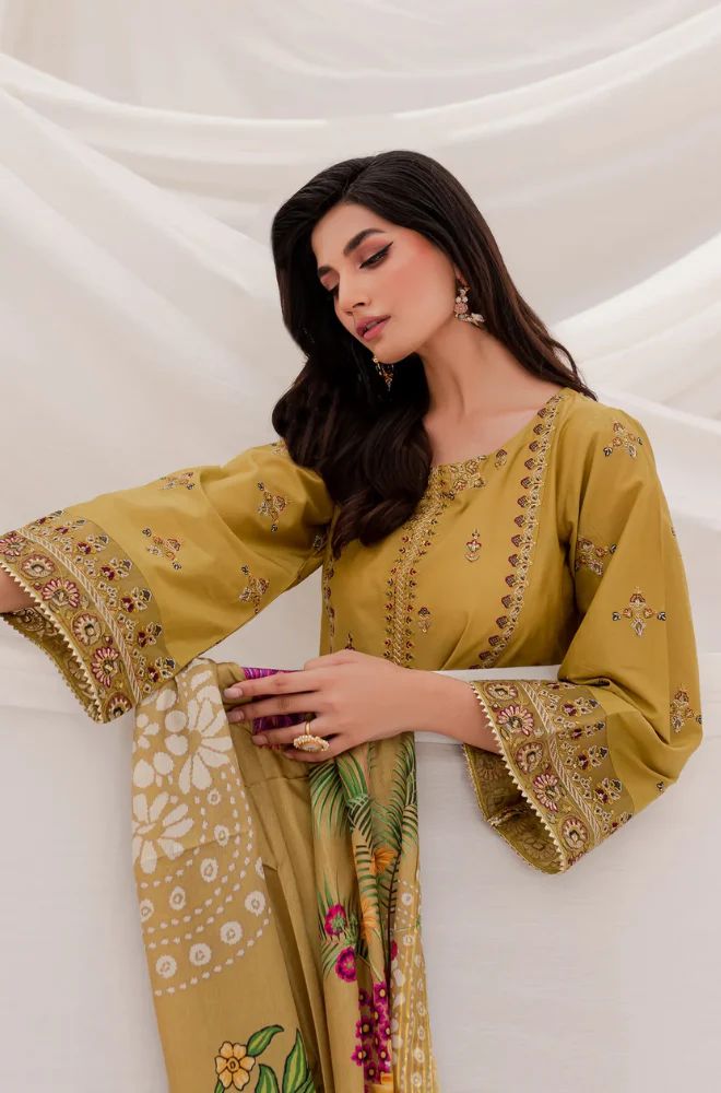 Summer 3PC Lawn Embroidered Suit - BFB0766 - New Arrivals | BlueFery