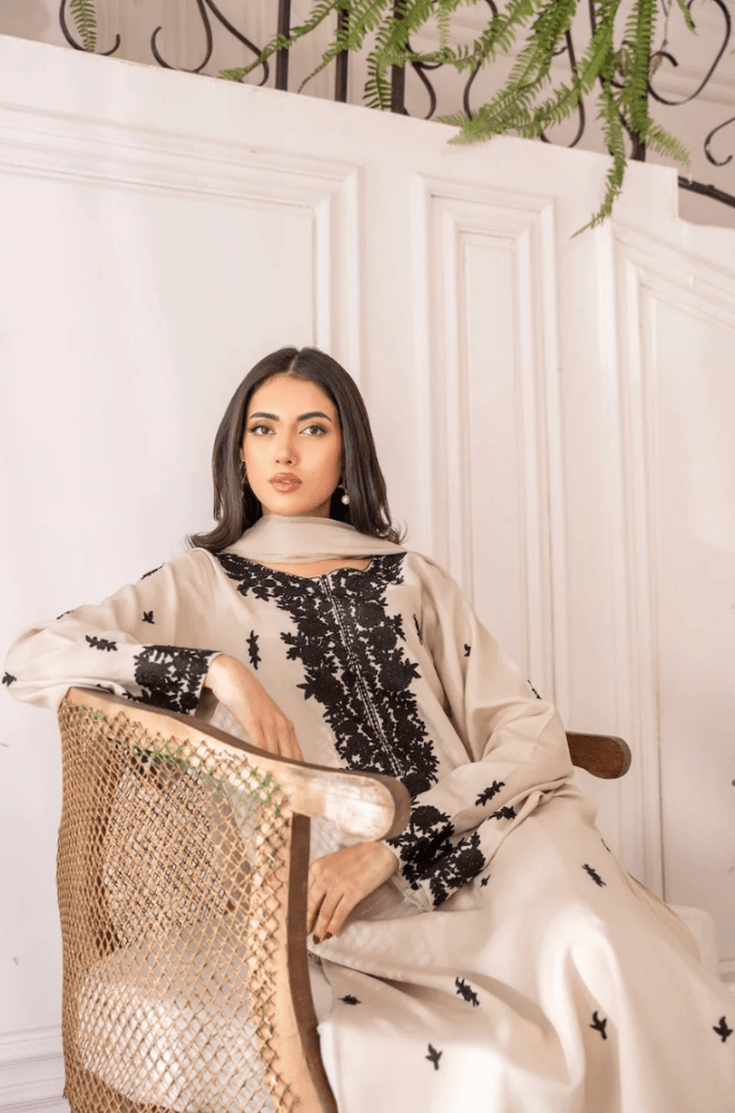 Summer 3PC Lawn Embroidered Suit - BFU0088 - | BlueFery