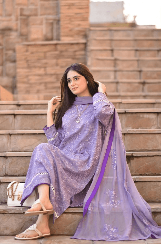 Summer 3PC Lawn Embroidered Suit - BFU01050 - | BlueFery
