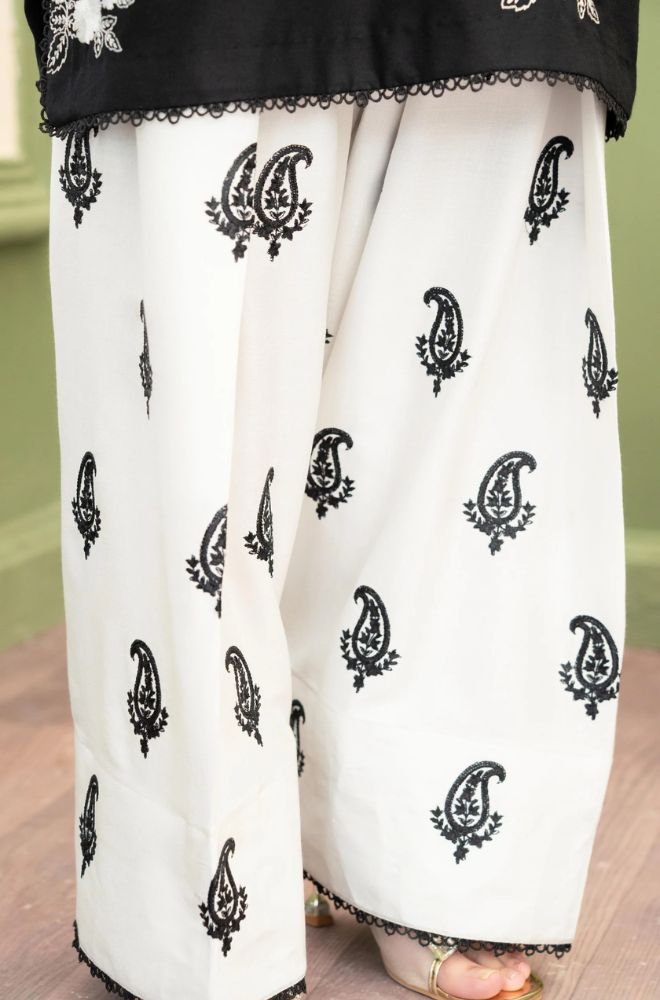 Summer 3Piece Lawn Embroidered Suit - BFB0748 - New Arrivals | BlueFery
