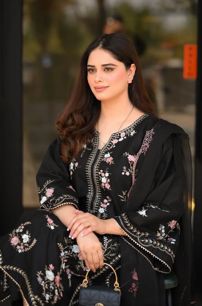 Summer 3Piece Lawn Embroidered Suit - BFB0752 - New Arrivals | BlueFery