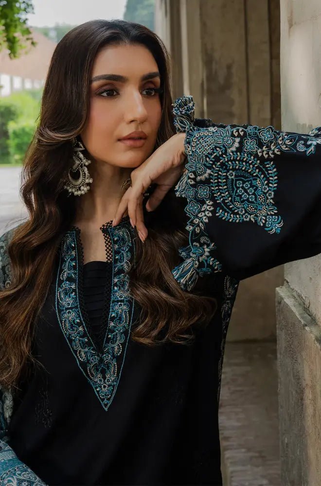 Winter 3PC Dhanak Embroidered Suit - BFB0588 - | BlueFery
