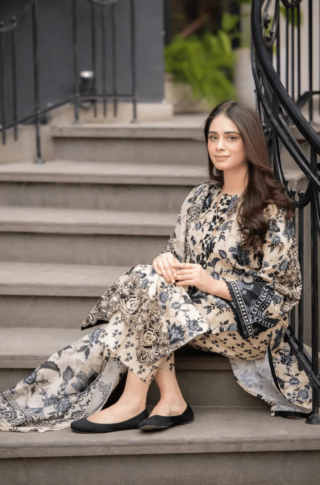 3PC Khaddar Digital Print Shirt with khaddar Printed Dupatta and Trouser - BFU0083